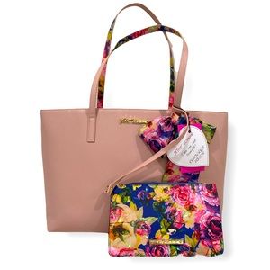🔥NWT🔥Betsey Johnson Blush XO Zaria Tote w/ Wristlet & Scarf | Blush/Floral